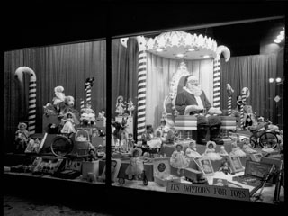 Christmas window, Dayton's, Minneapolis, 1949. Loc. no. NP191696