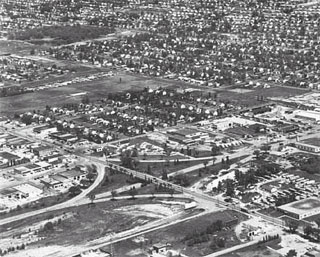 Photo: Aerial view of Lyndale and 78th Street, Richfield, 1965.