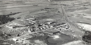 Photo: 3M Chemolite Plant at Hastings, ca. 1955.