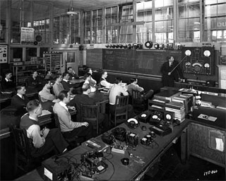 Photo: Radio class, Dunwoody Institute, Minneapolis, 1943.