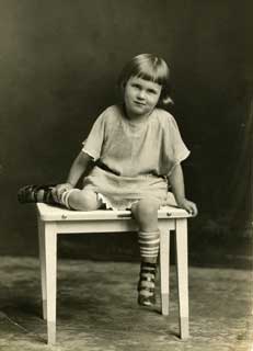 Gloria Huffman Sinell, age 5, 1930s.