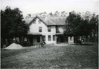 Thomas and Ruby Huffman farm, ca. 1920s. 