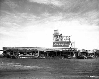 Photo: Lilac Way Shopping Centre, Excelsior Boulevard, St. Louis Park, 1953.