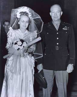 Pearlie Hargrave McKeogh and General Eisenhower, following the wedding ceremony.