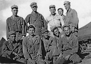 New Guinea, 1943. Carl Platou is pictured at the far right in the first row.