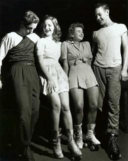 Photo: Young couples rollerskating, 1940.