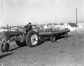 Photo: Urban development near John Tierney farm Sixty Second Street and Penn Avenue South, Richfield, 1954.