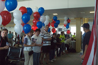 Photo: A group of Washington volunteers gave Minnesota's veterans a warm reception.